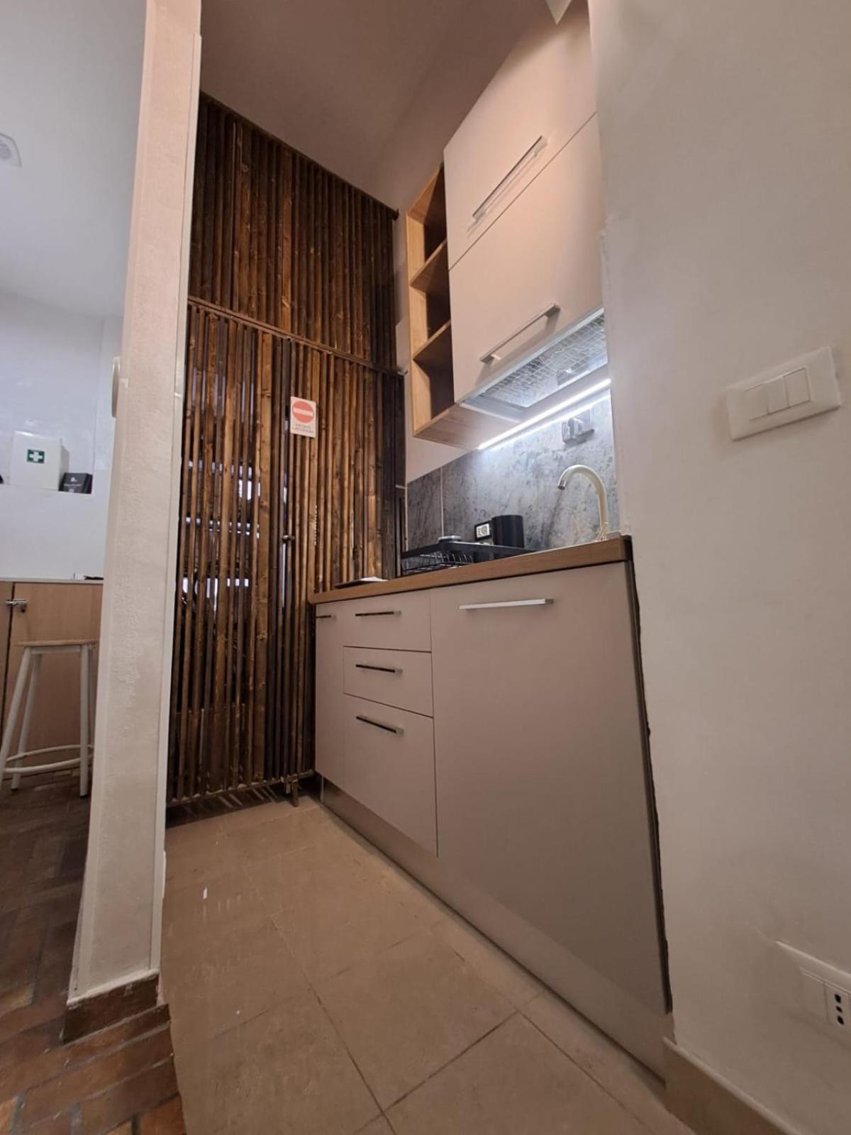 Emperooms Guest House روما المظهر الخارجي الصورة
